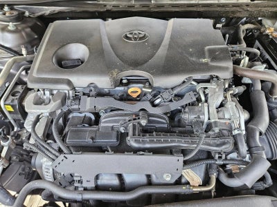 2020 Toyota Camry SE Auto (SE)
