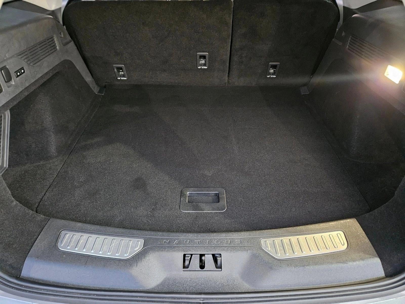 2024 Lincoln Nautilus Reserve AWD