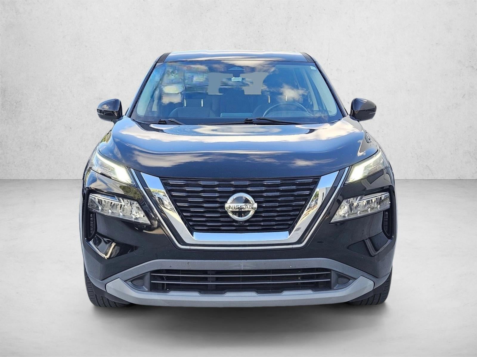 2021 Nissan Rogue FWD SV