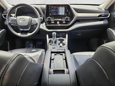 2020 Toyota Highlander XLE FWD (Natl)