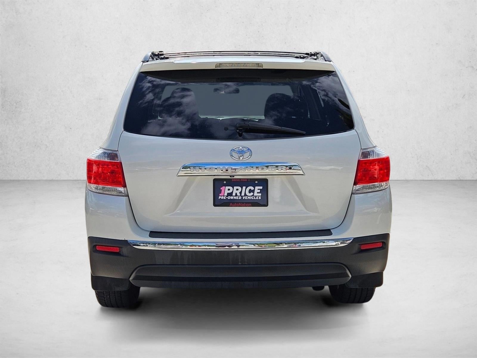 2013 Toyota Highlander FWD 4dr I4 Plus (Natl)