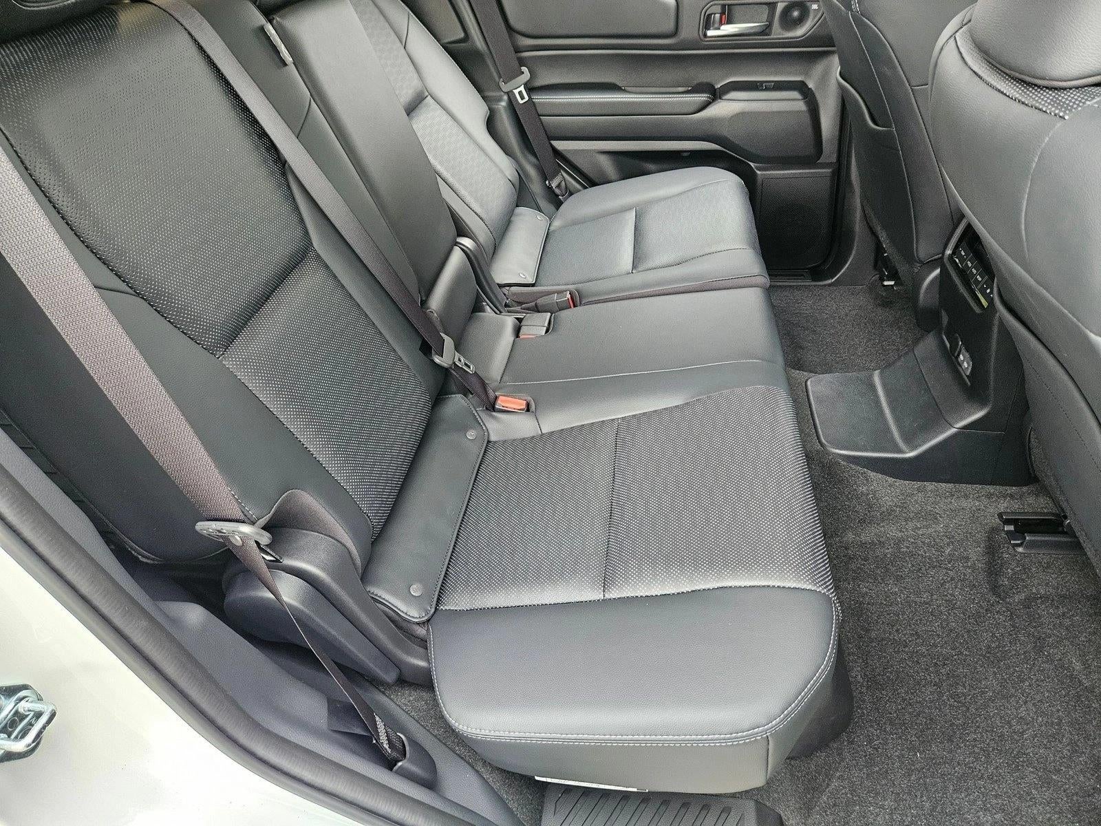 2026 Toyota Land Cruiser 4WD (Natl)