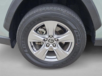 2022 Toyota RAV4 XLE FWD (GS)