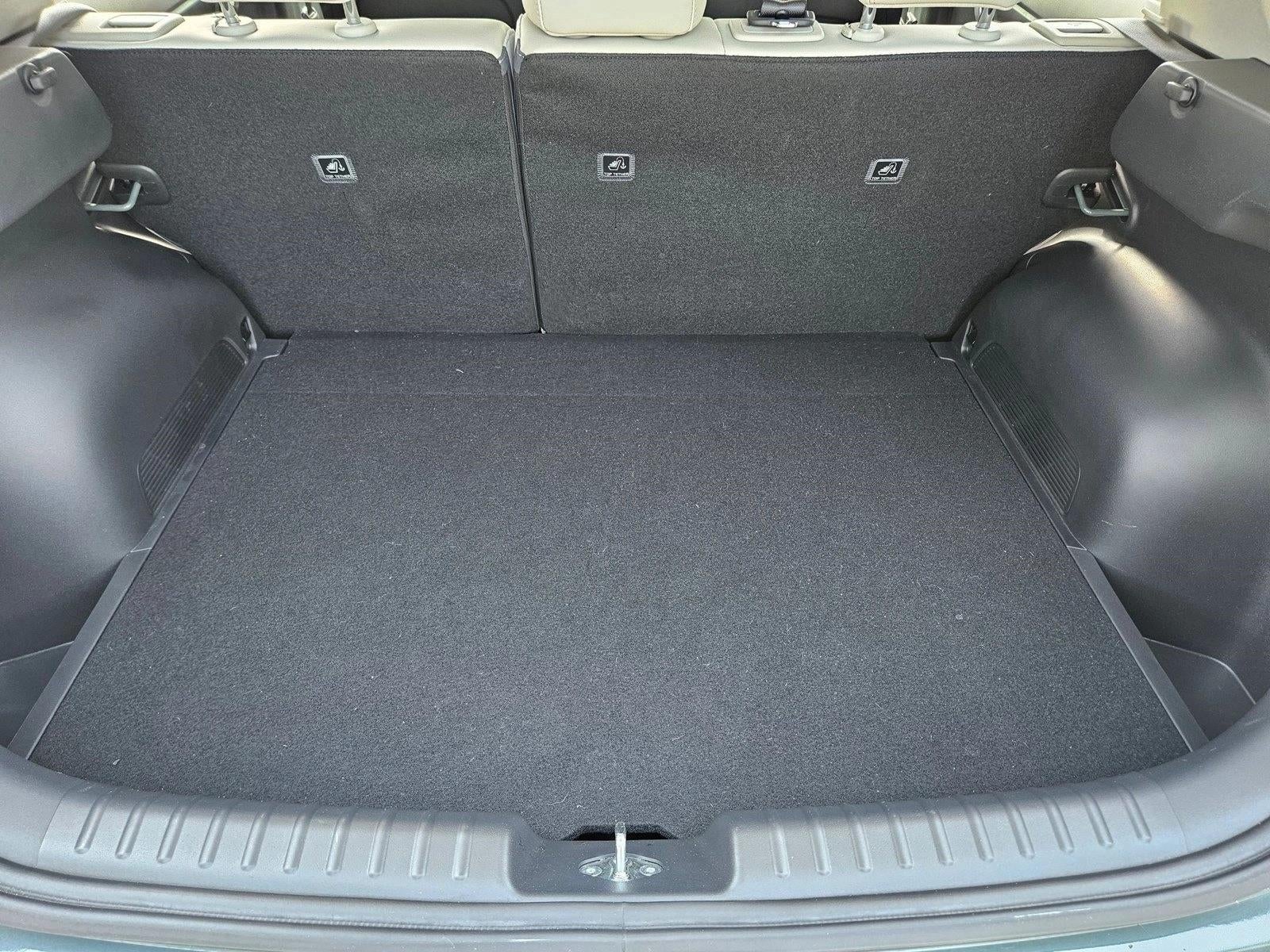 2023 Kia Niro EX FWD