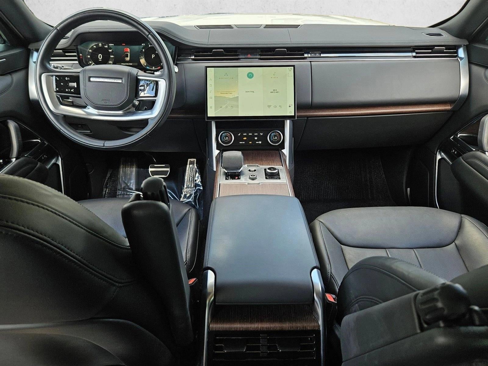 2023 Land Rover Range Rover P400 SE SWB