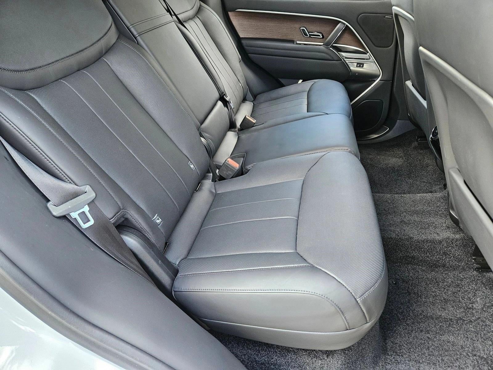 2023 Land Rover Range Rover P400 SE SWB