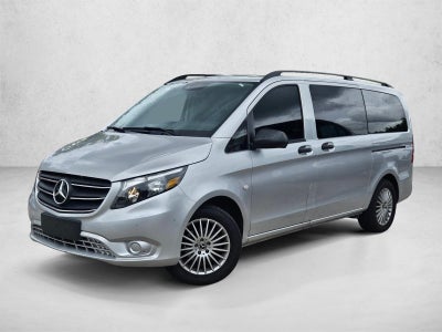 2023 Mercedes-Benz Metris Passenger Van Standard Roof 126" Wheelbase