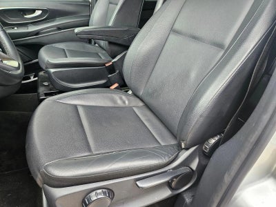 2023 Mercedes-Benz Metris Passenger Van Standard Roof 126" Wheelbase