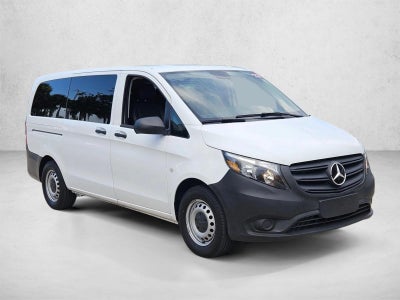 2023 Mercedes-Benz Metris Passenger Van Standard Roof 126" Wheelbase
