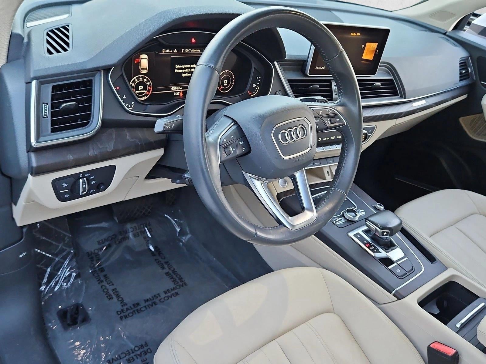 2019 Audi Q5 Premium Plus 45 TFSI quattro