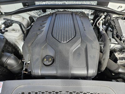 2025 Porsche Macan T AWD