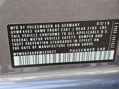 2019 Volkswagen Golf R 2.0T DSG w/DCC/Nav