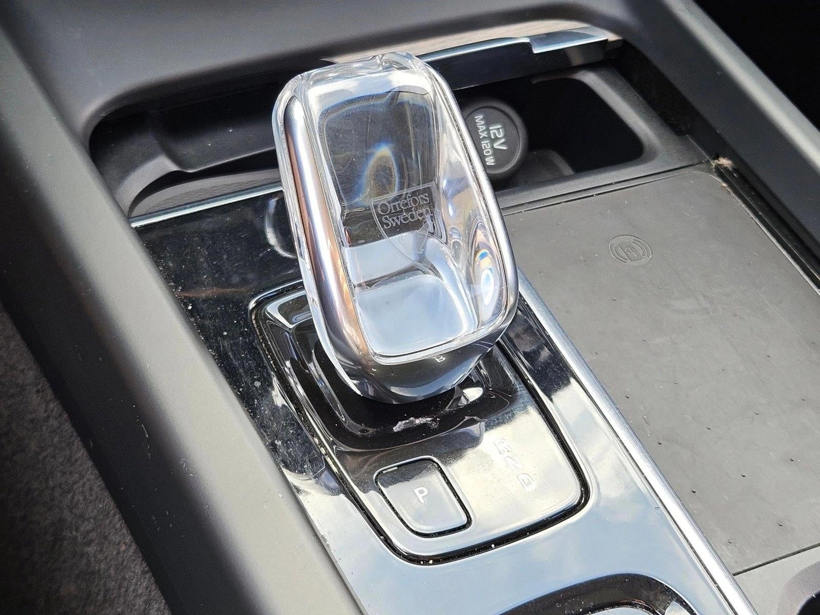 2022 Volvo XC60 B5 FWD Inscription