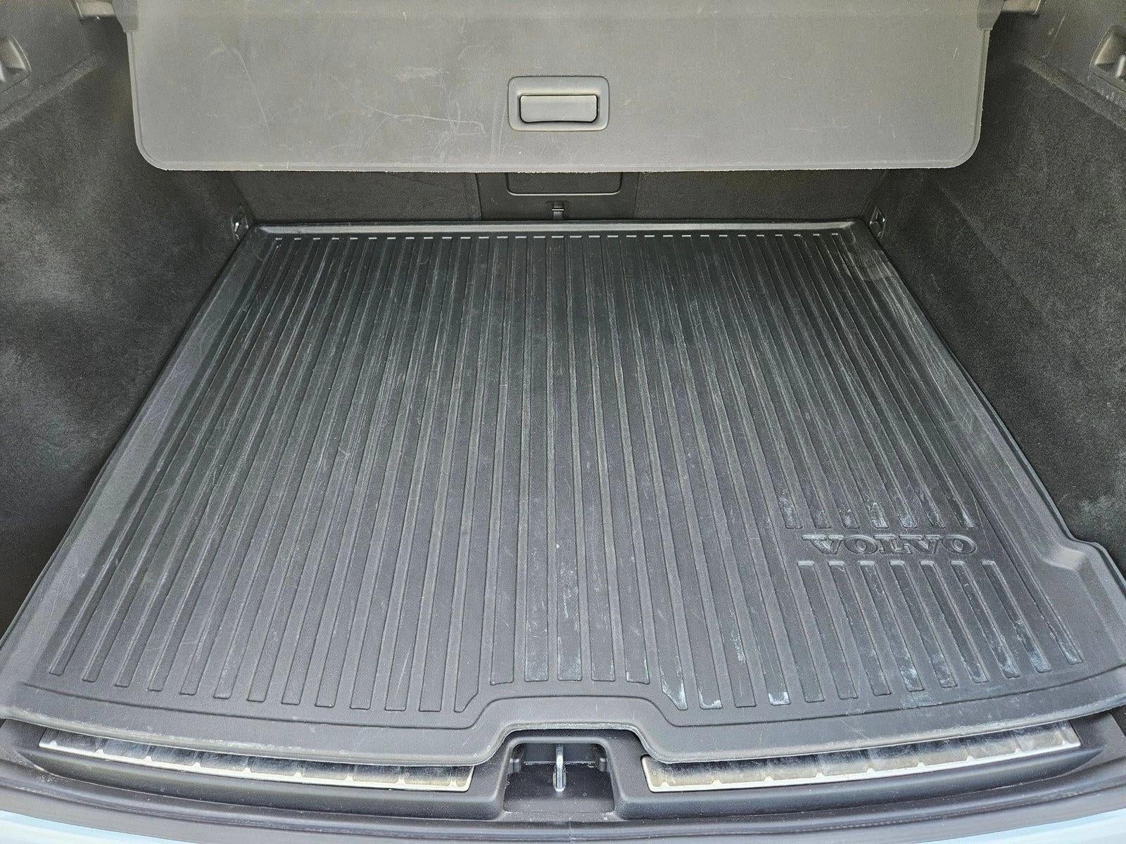 2022 Volvo XC60 B5 FWD Inscription