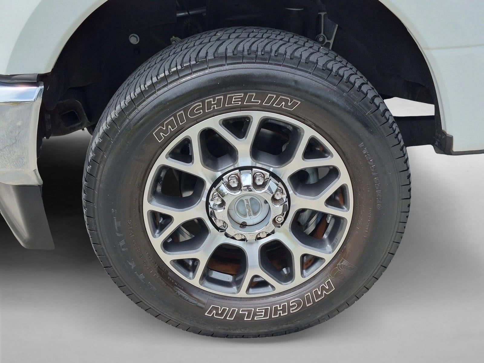 2021 Ford Super Duty F-250 SRW LARIAT 4WD Crew Cab 6.75' Box