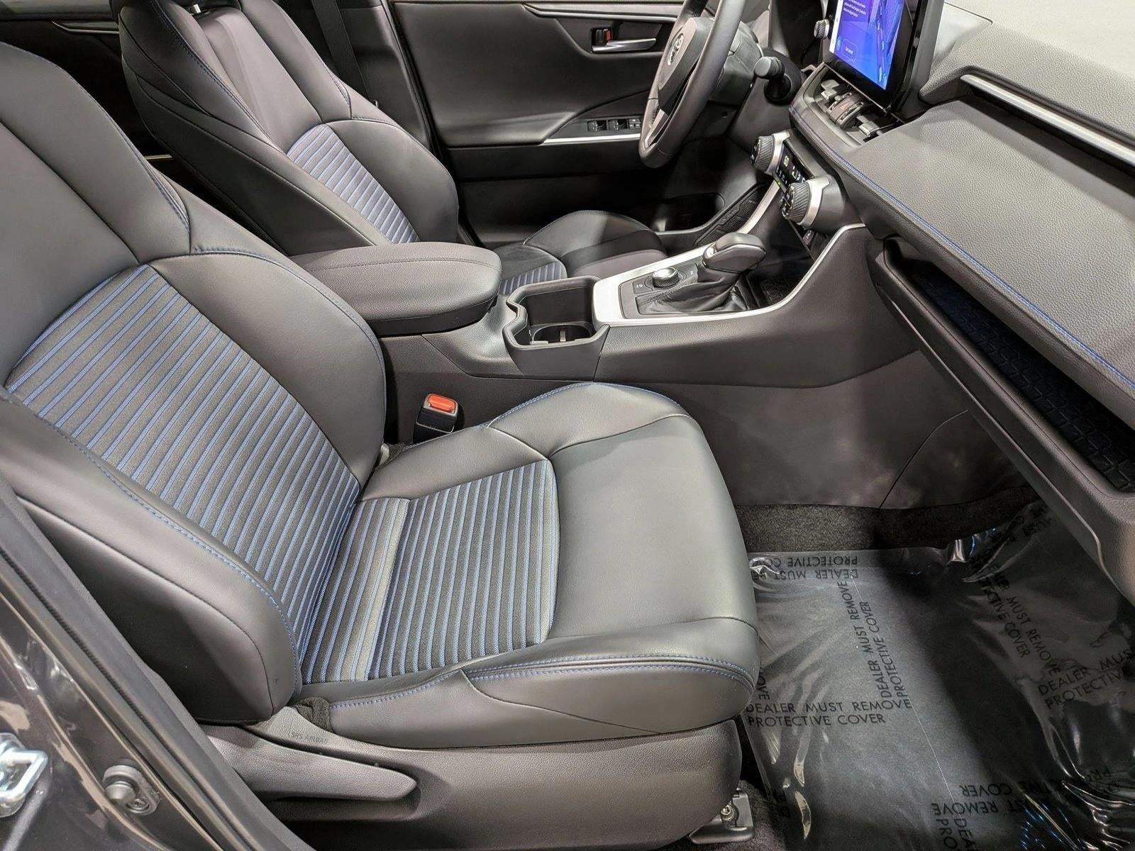 2024 Toyota RAV4 Hybrid XSE AWD (Natl)