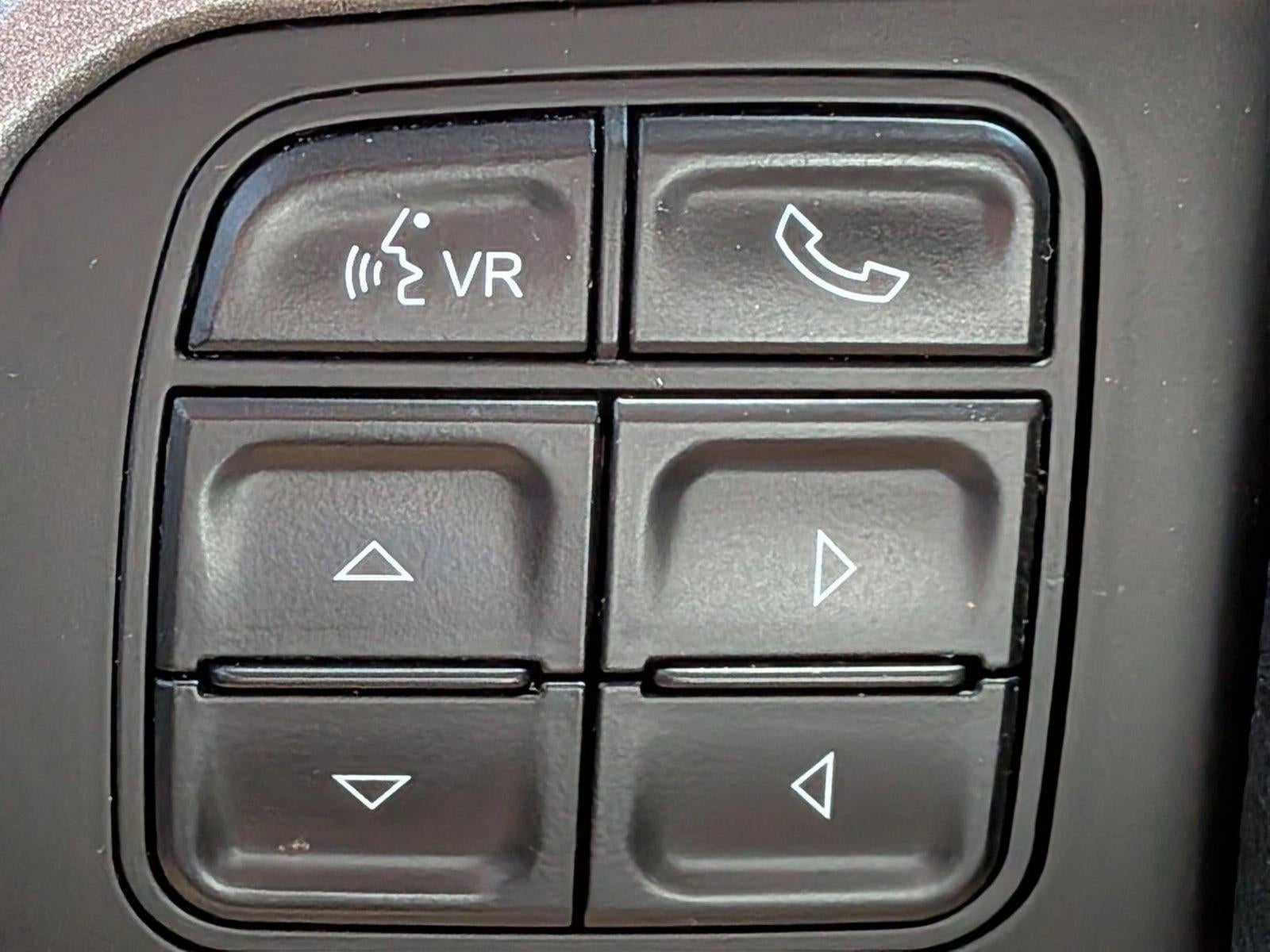 2022 RAM 3500 Tradesman 4x4 Crew Cab 8' Box