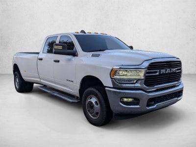2022 RAM 3500 Tradesman 4x4 Crew Cab 8' Box