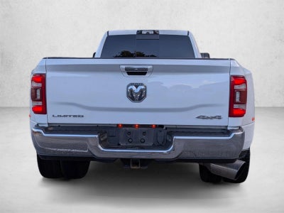 2022 RAM 3500 Tradesman 4x4 Crew Cab 8' Box