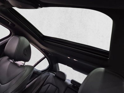 2022 BMW 330i Sedan North America