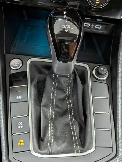 2024 Volkswagen Jetta SEL Auto