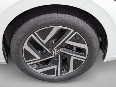 2024 Volkswagen Jetta SEL Auto