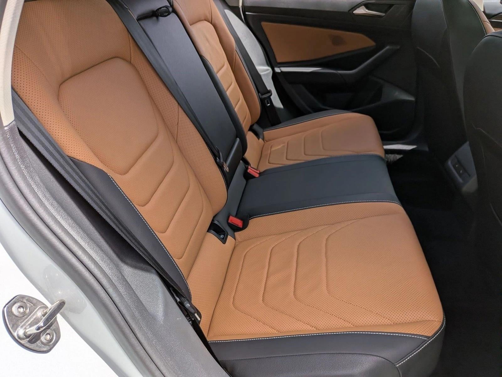 2024 Volkswagen Jetta SEL Auto