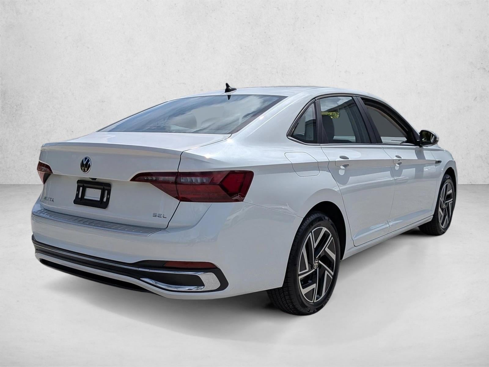 2024 Volkswagen Jetta SEL Auto