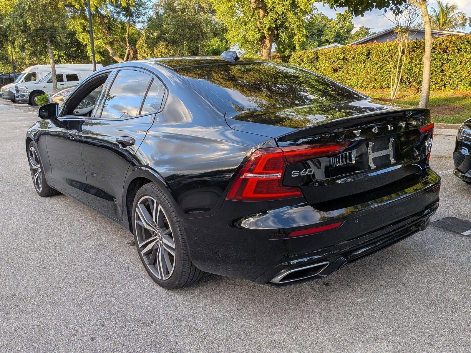 2020 Volvo S60 T5 FWD R-Design