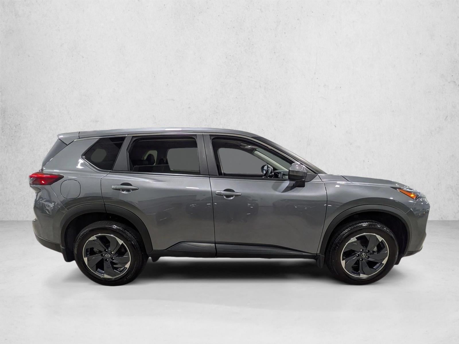 2024 Nissan Rogue FWD SV