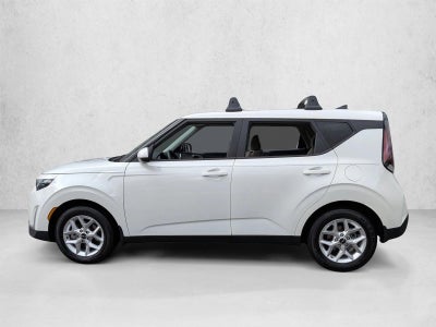 2024 Kia Soul LX IVT