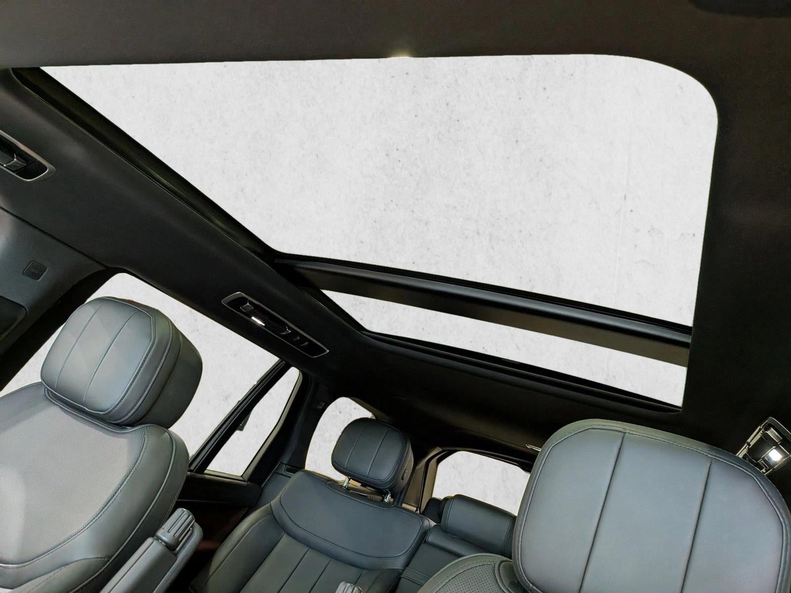 2023 Land Rover Range Rover P400 SE LWB 7 Seat