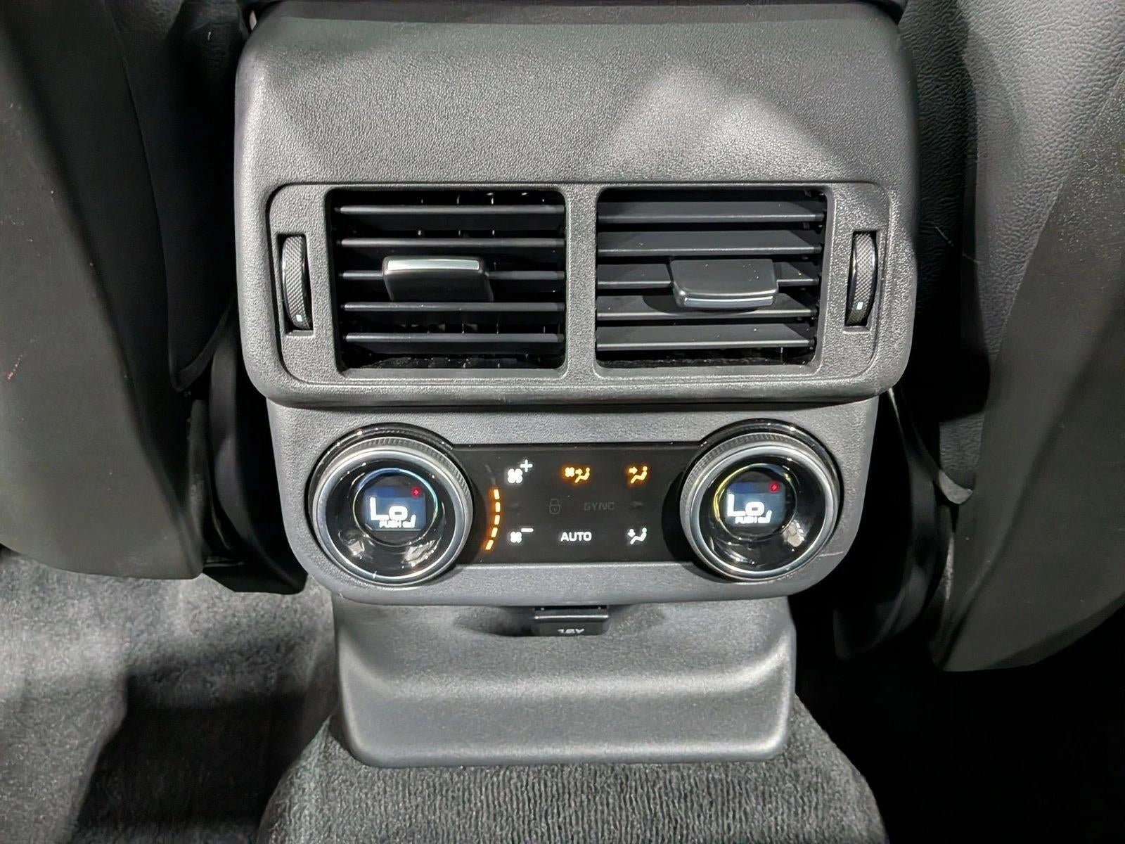 2019 Land Rover Range Rover Velar P250 R-Dynamic SE