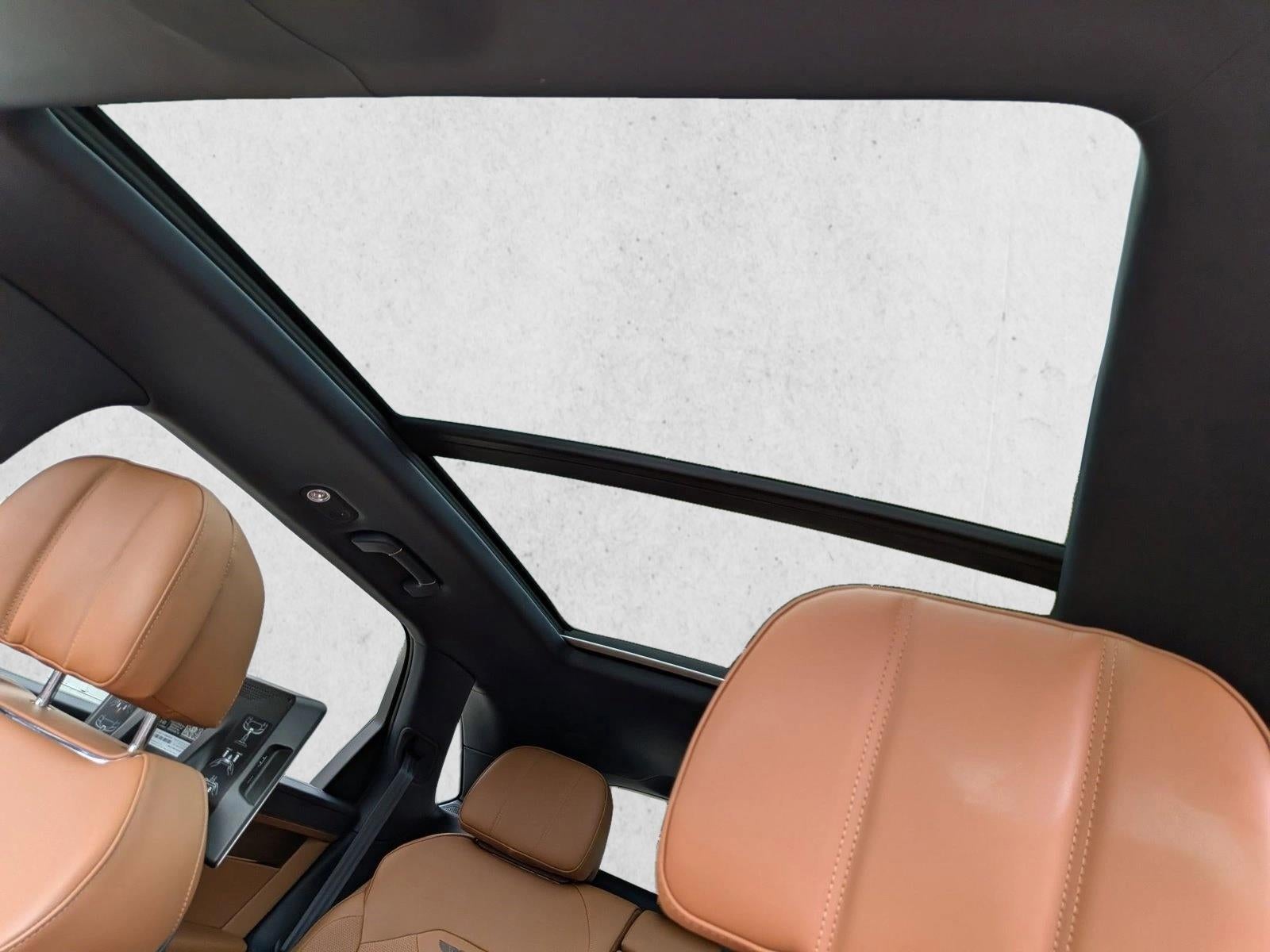 2023 Bentley Bentayga EWB V8 AWD