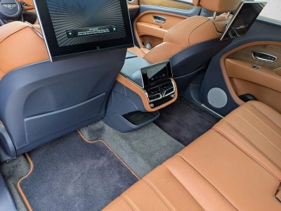 2023 Bentley Bentayga EWB V8 AWD