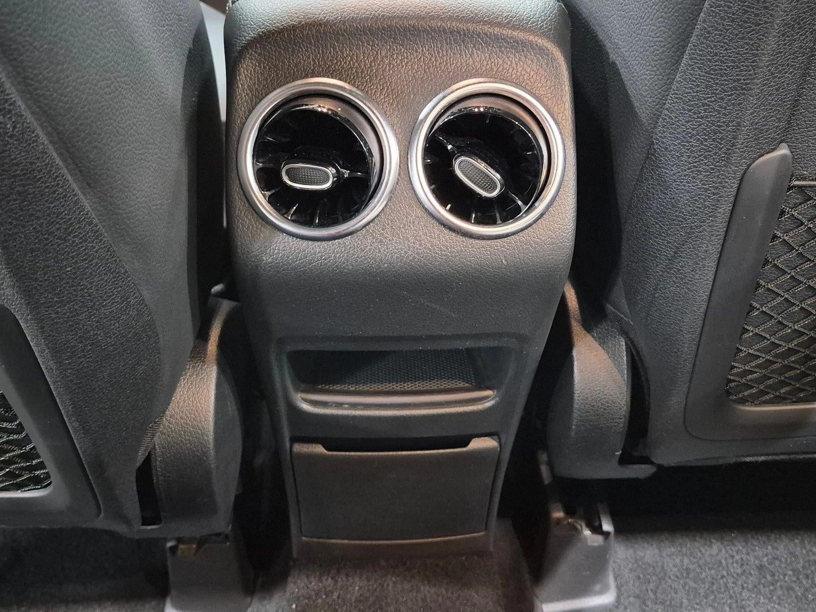 2022 Mercedes-Benz GLB GLB 250 SUV