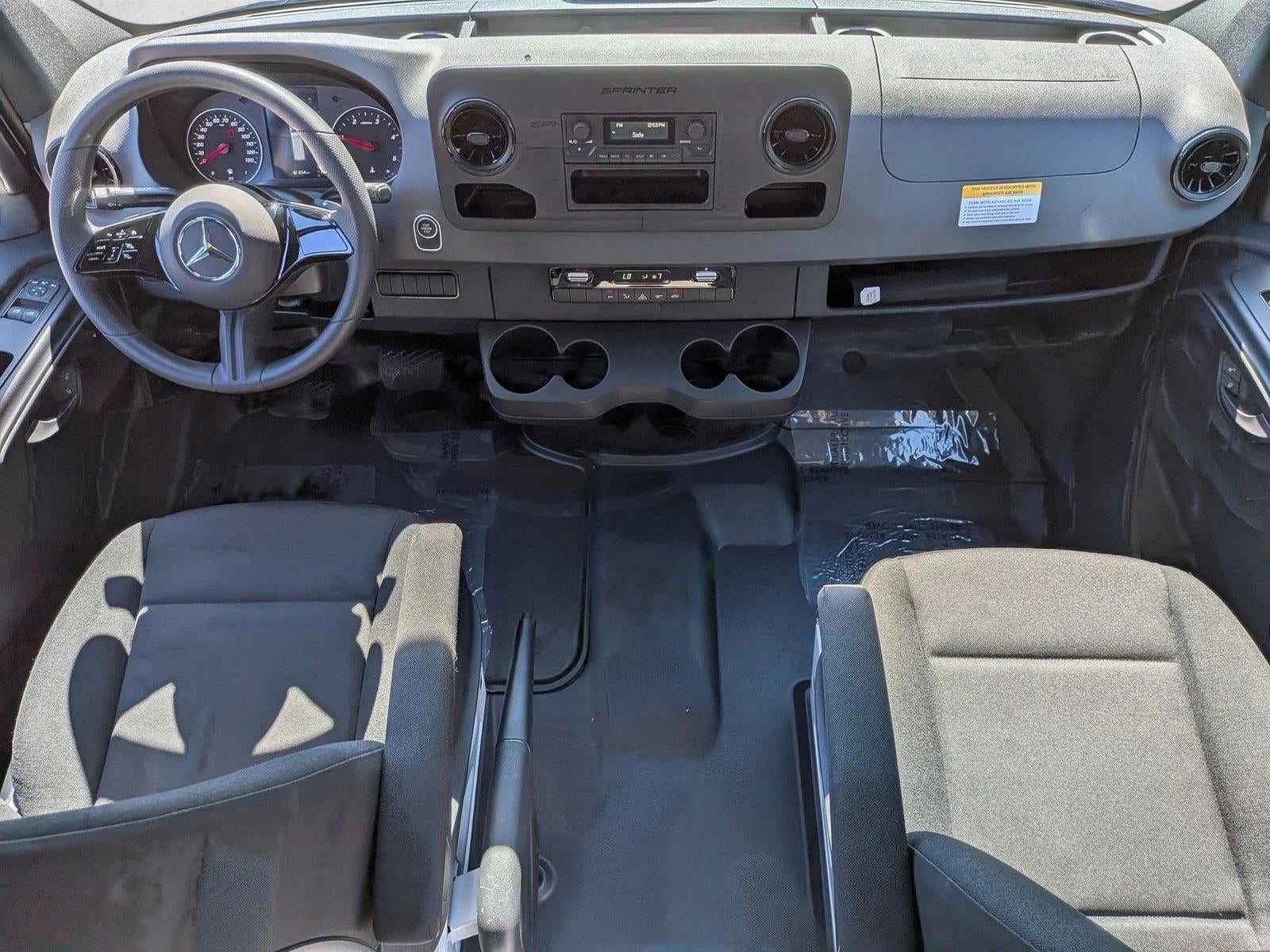 2025 Mercedes-Benz Sprinter Cargo Van 2500 Standard Roof I4 Diesel 144" RWD