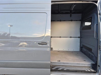 2024 Mercedes-Benz eSprinter Cargo Van 2500 High Roof 170" RWD