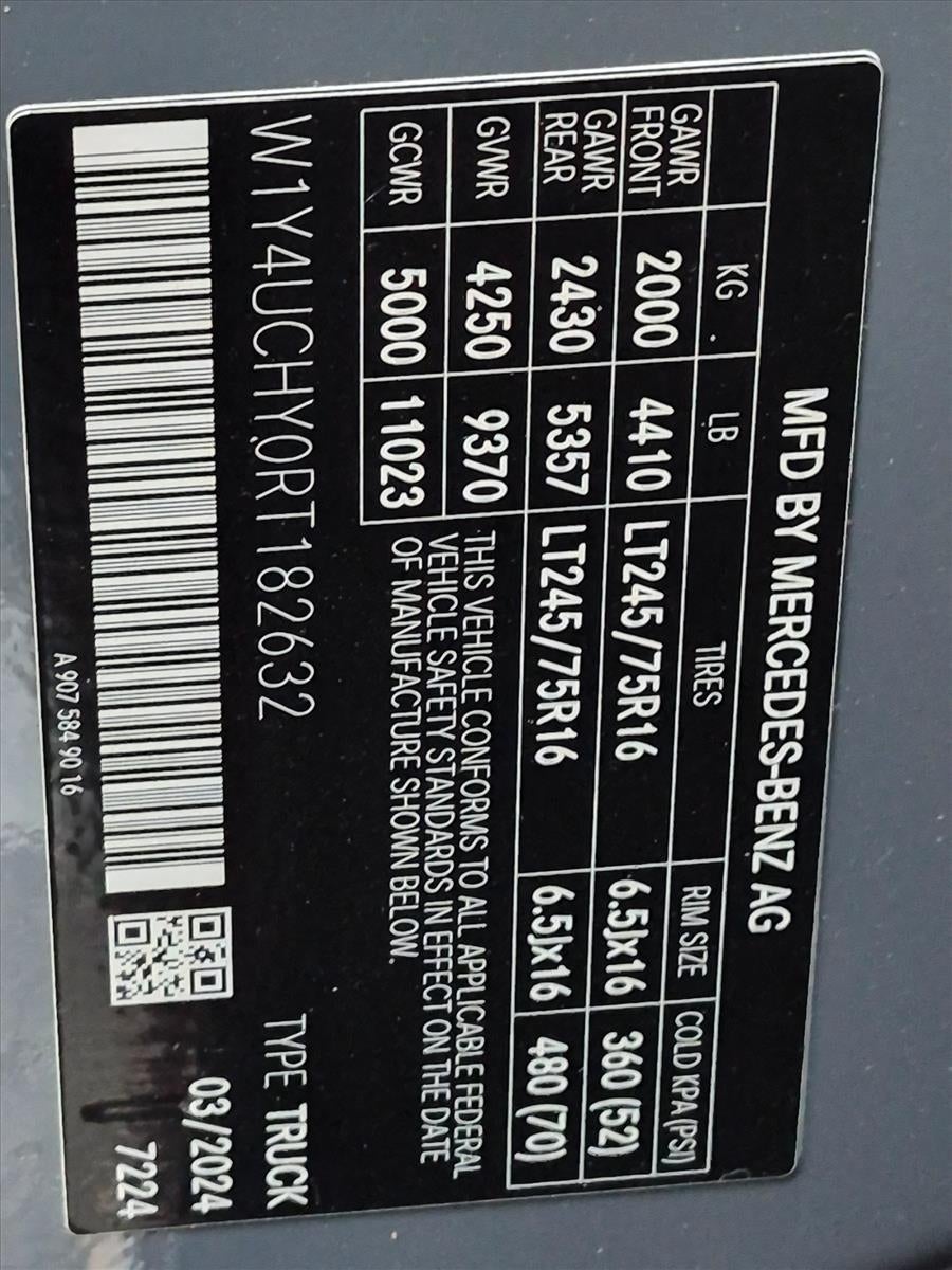 2024 Mercedes-Benz eSprinter Cargo Van 2500 High Roof 170" RWD