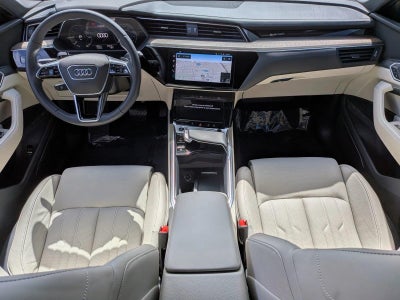 2024 Audi Q8 e-tron Sportback S line Prestige quattro