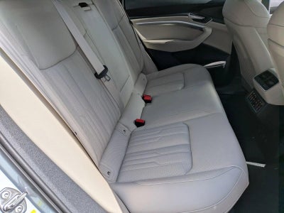 2024 Audi Q8 e-tron Sportback S line Prestige quattro