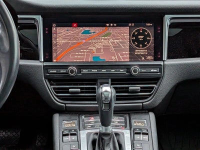 2021 Porsche Macan AWD