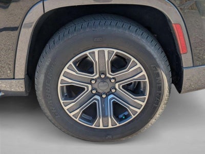 2022 Jeep Wagoneer Series III 4x2