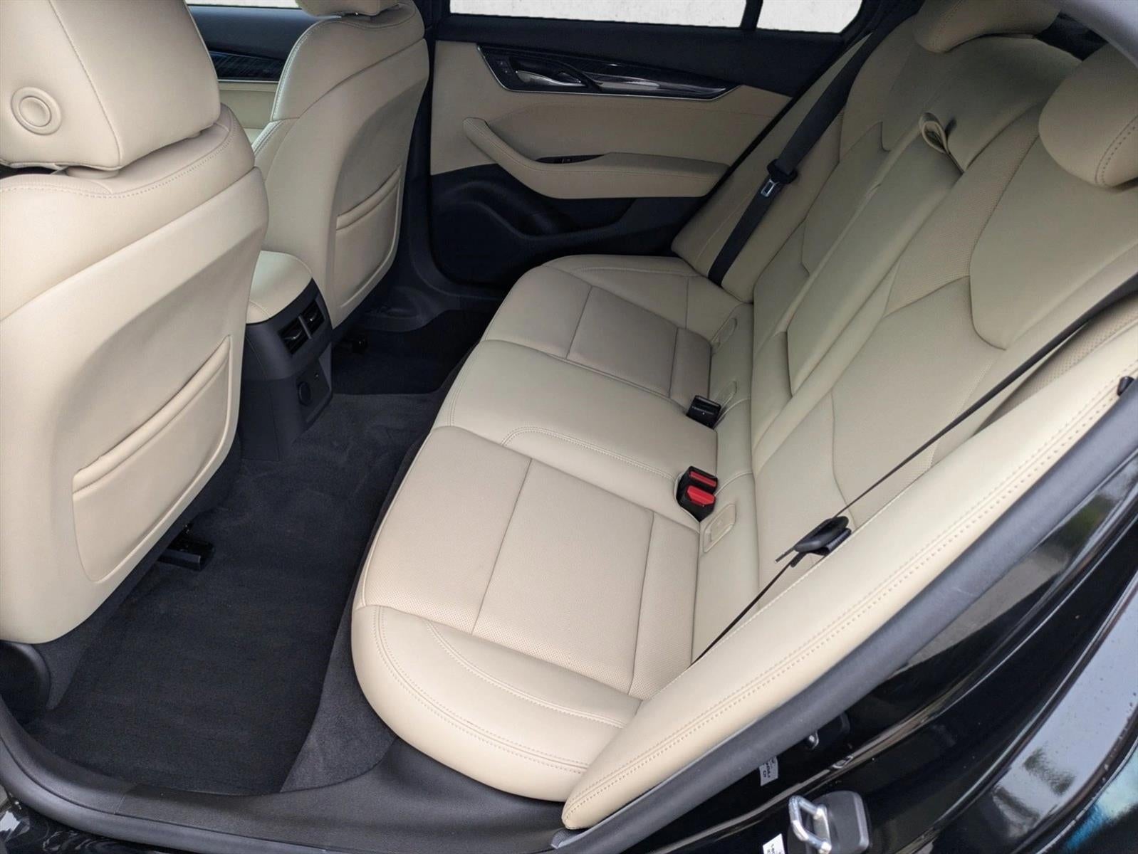 2024 Cadillac CT5 4dr Sdn Premium Luxury