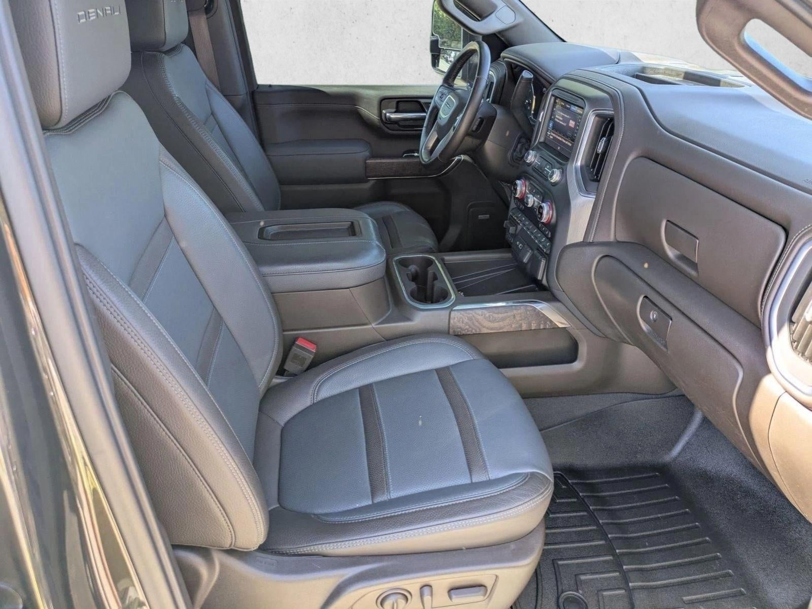 2022 GMC Sierra 3500HD Crew Cab Standard Box 4-Wheel Drive Denali