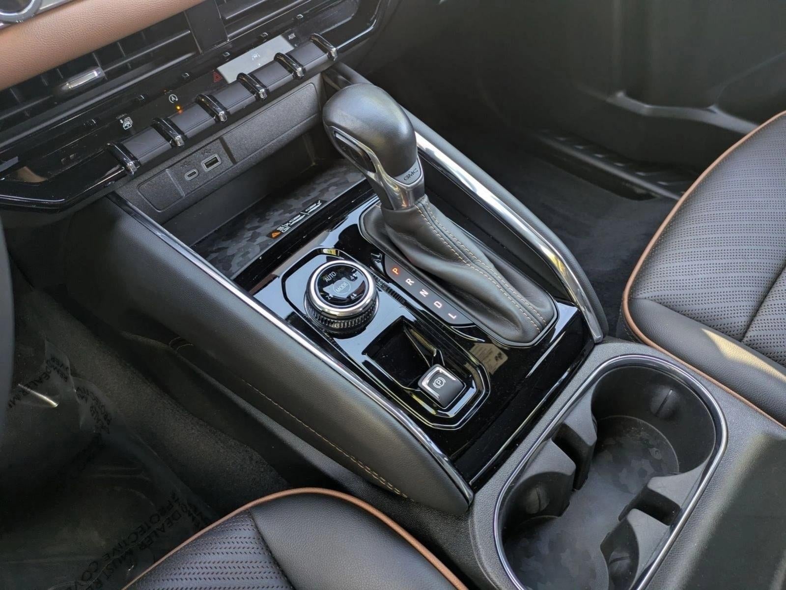 2023 GMC Canyon Crew Cab Short Box 4-Wheel Drive AT4