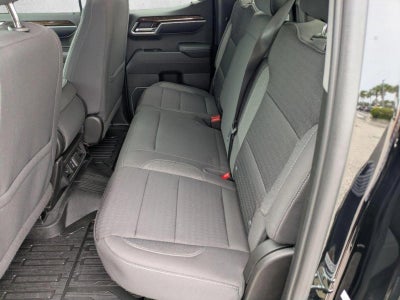 2022 GMC Sierra 1500 Double Cab Standard Box 4-Wheel Drive SLE