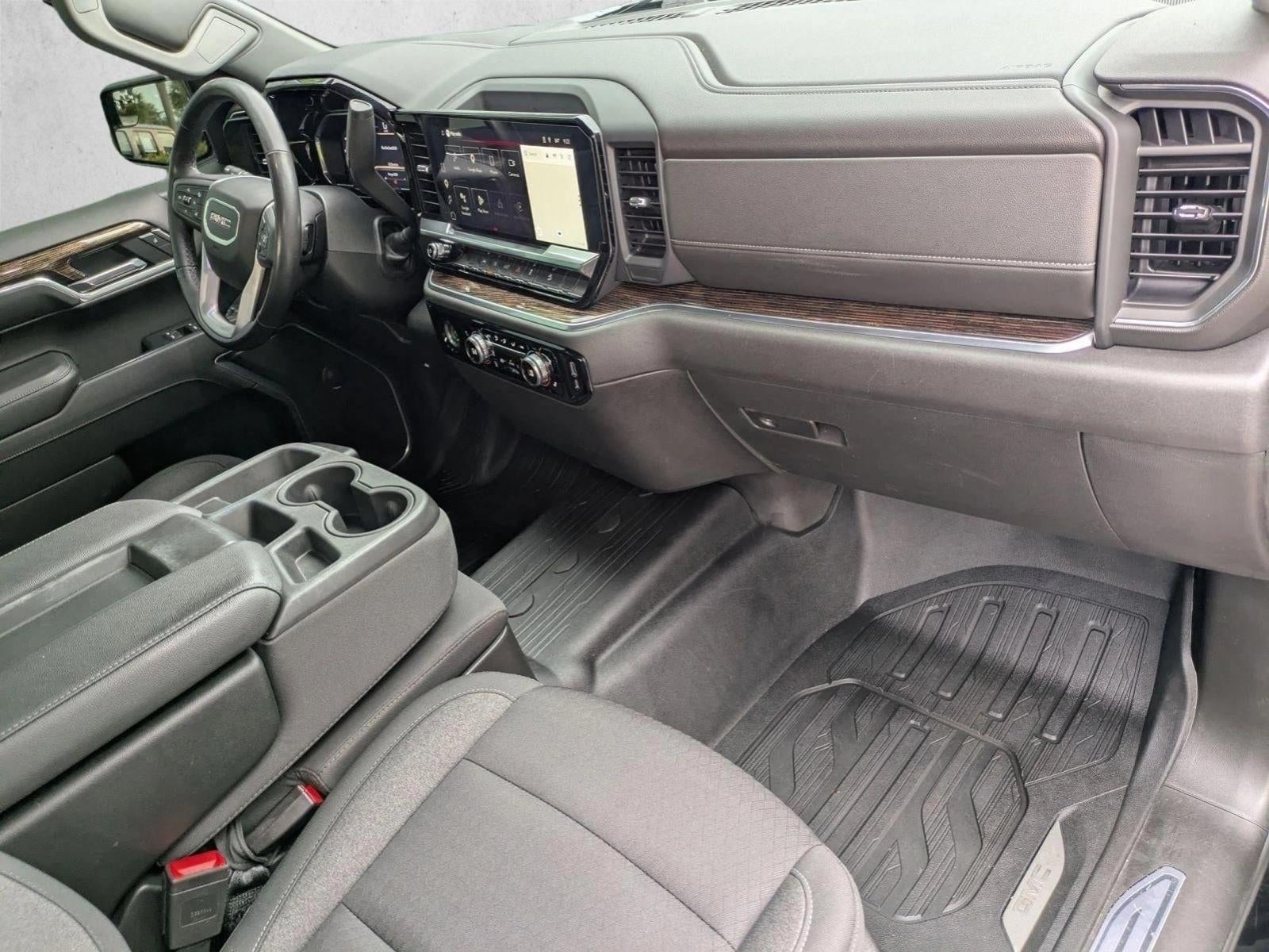2022 GMC Sierra 1500 Double Cab Standard Box 4-Wheel Drive SLE