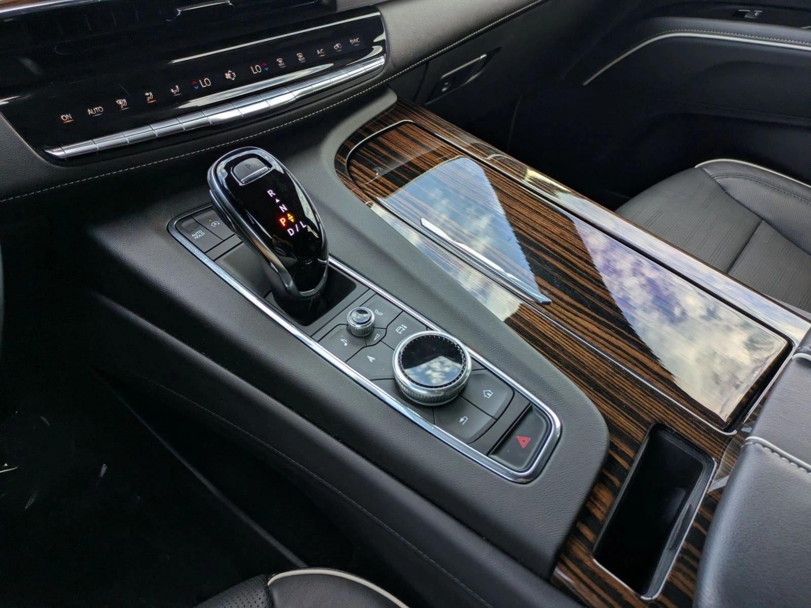2023 Cadillac Escalade 4WD Premium Luxury