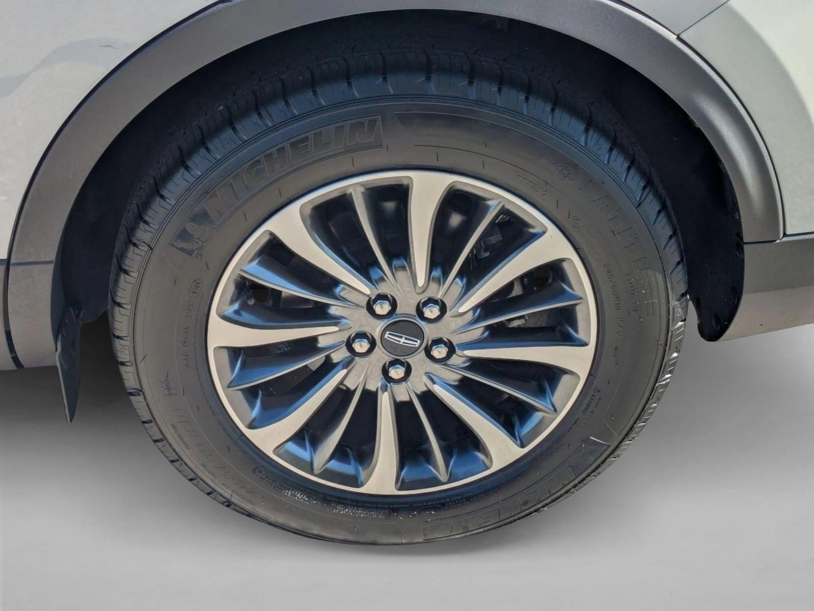 2022 Lincoln Nautilus Standard FWD